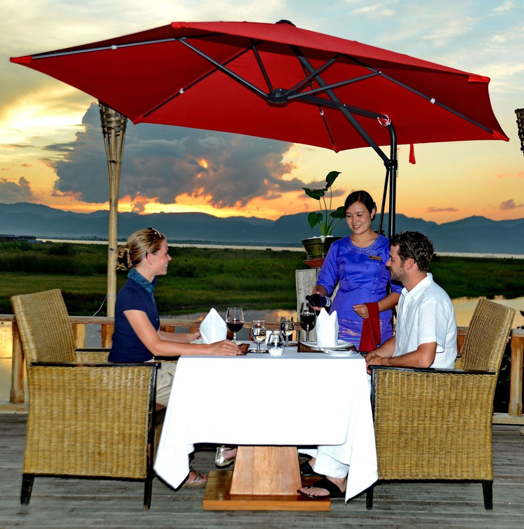 Aureum Palace Hotel & Resort Inle Nyaung Shwe Exterior photo